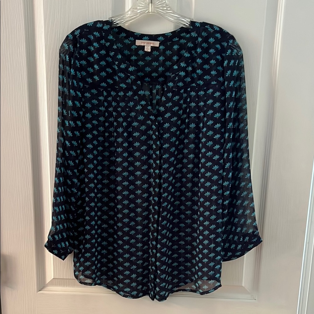 Skies Are Blue Relaxed Blue Blouse with 3/4 Sleeves